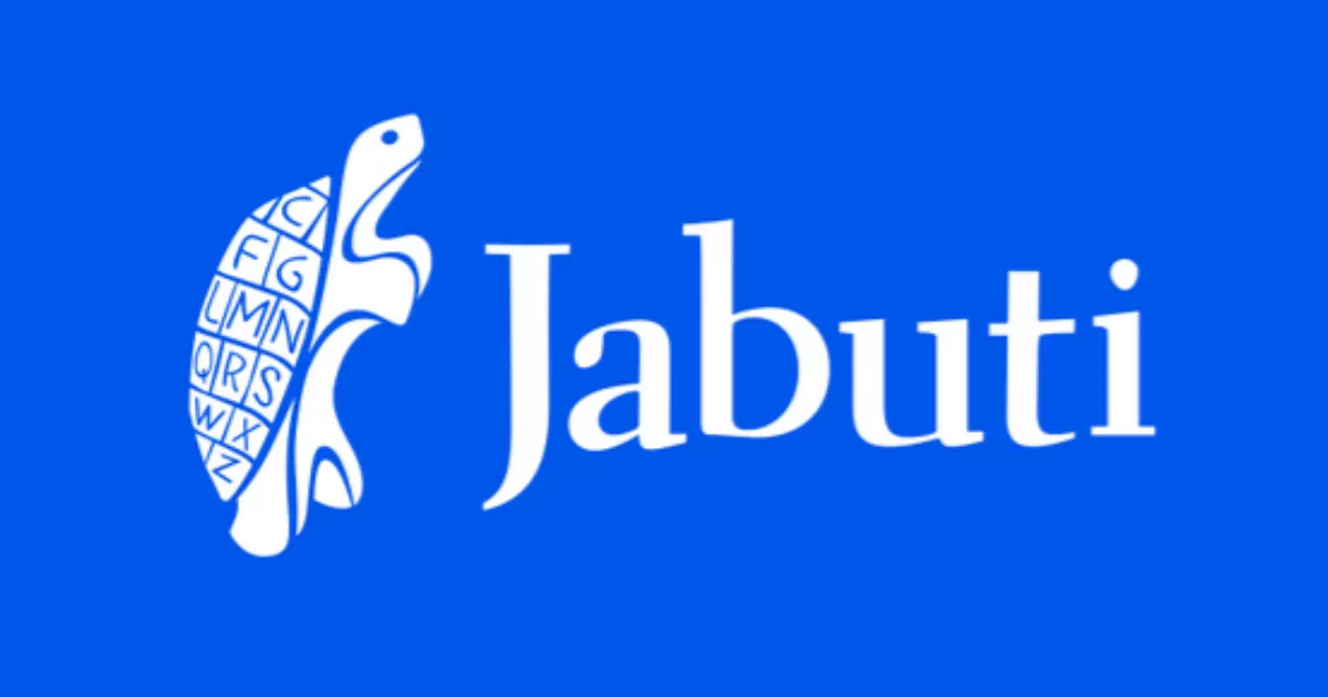 Logotipo do Prêmio Jabuti, com a tartaruga de casco formado por letras do alfabeto ao lado da palavra Jabuti em branco sobre fundo azul, na divulgação dos semifinalistas de 2026.